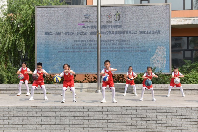 空乘培训：塑造空中优美的风景线